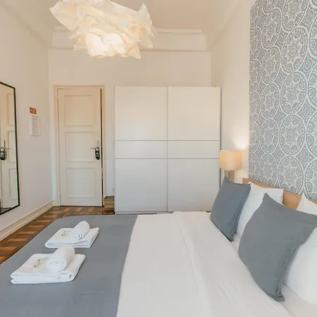 Gaspar House In Areeiro By Hosty بيت ضيافة Lisboa